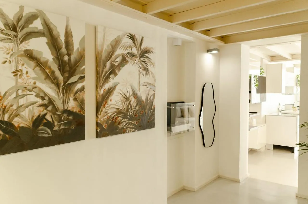 Apulialux Design Loft W Sauna / Near Bari Vecchia Apartment